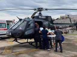 Homem é prensado por maquinário em São Carlos