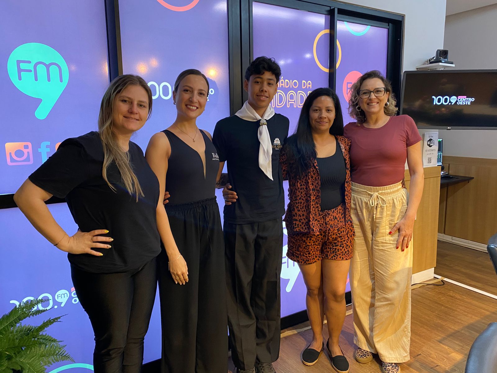 De Pinhalzinho ao Bolshoi, Luan Gabriel volta a cidade e celebra trajetória na dança