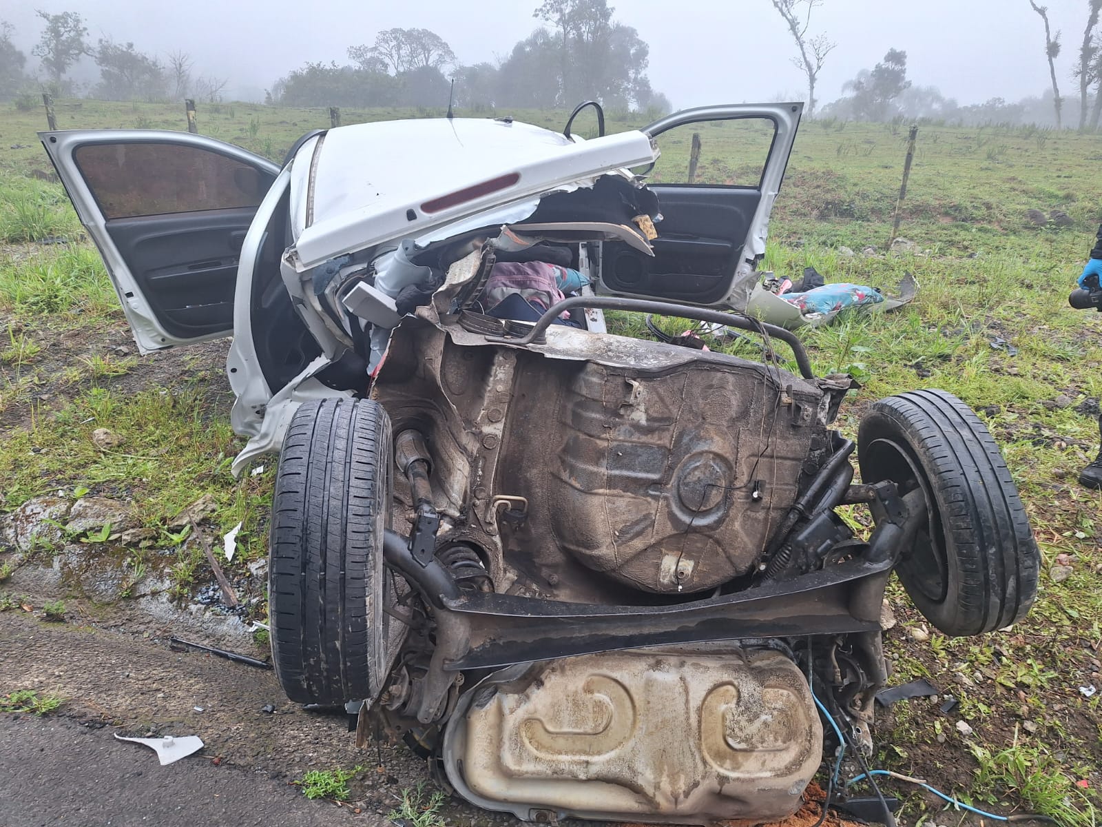 Criança de 6 anos e passageira morrem em tragédia