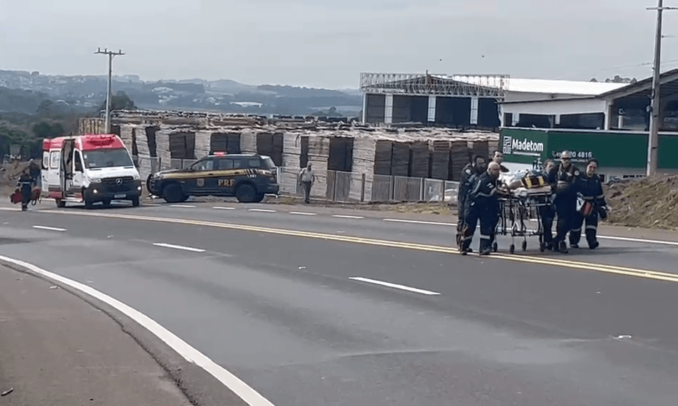 Motociclista fica gravemente ferido em acidente na BR-282
