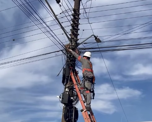 Programa Limpa Fios é iniciado para organizar rede de cabos e aumentar a segurança em Nova Erechim