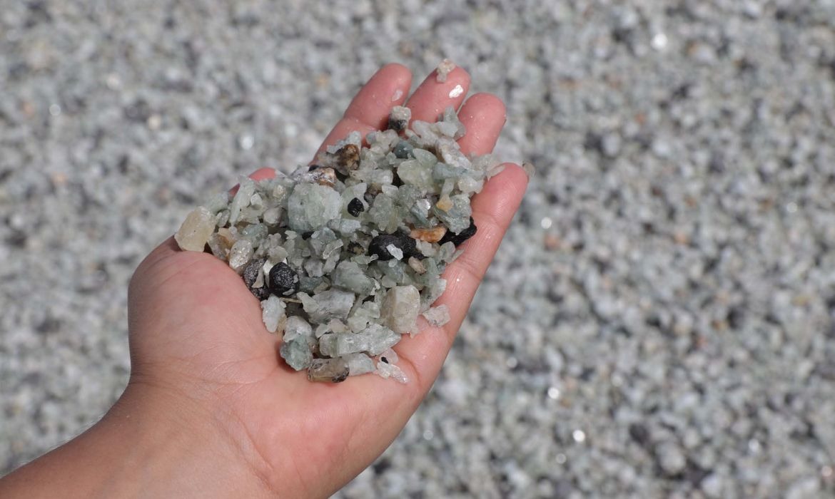 Brasil cria política para minerais críticos e prevê até R$ 7 bilhões em incentivos