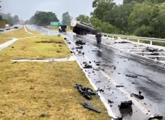 Dois acidentes na BR-282 ocorrem com diferença de uma hora