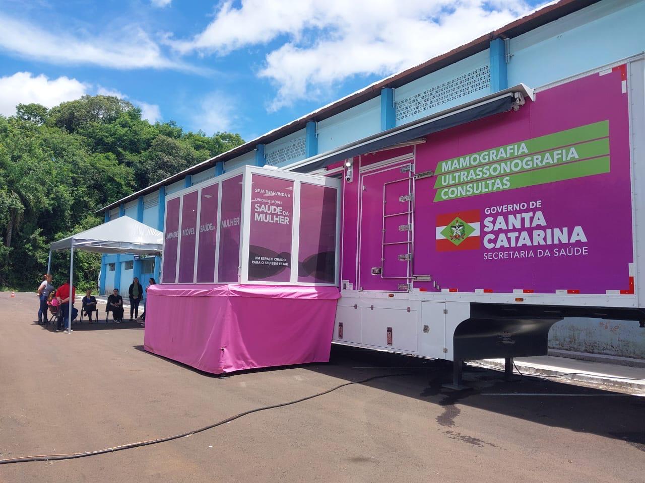 Pacientes de Sul Brasil participam de atendimentos da Carreta da Mamografia SC em Palmitos