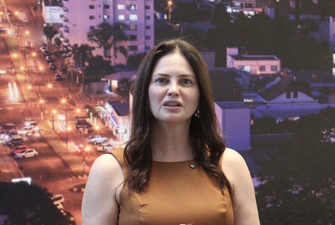 Franciéli Werlang assume comando da Prefeitura de Pinhalzinho