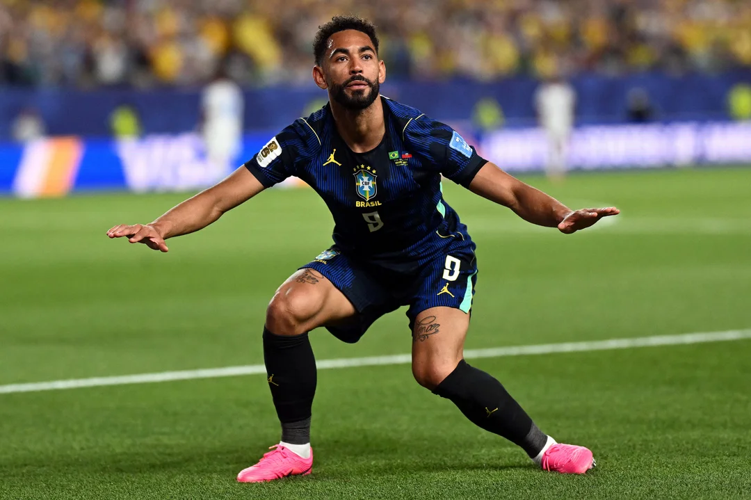 Matheus Cunha marca dois, Vinícius brilha e Brasil vence o Haiti na Copa