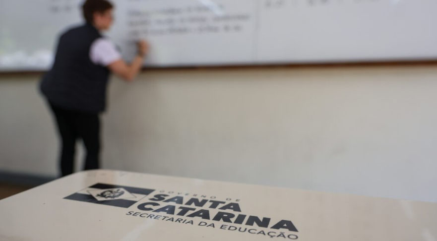 Universidade Gratuita e Fumdesc abrem renovação de benefícios para 2027