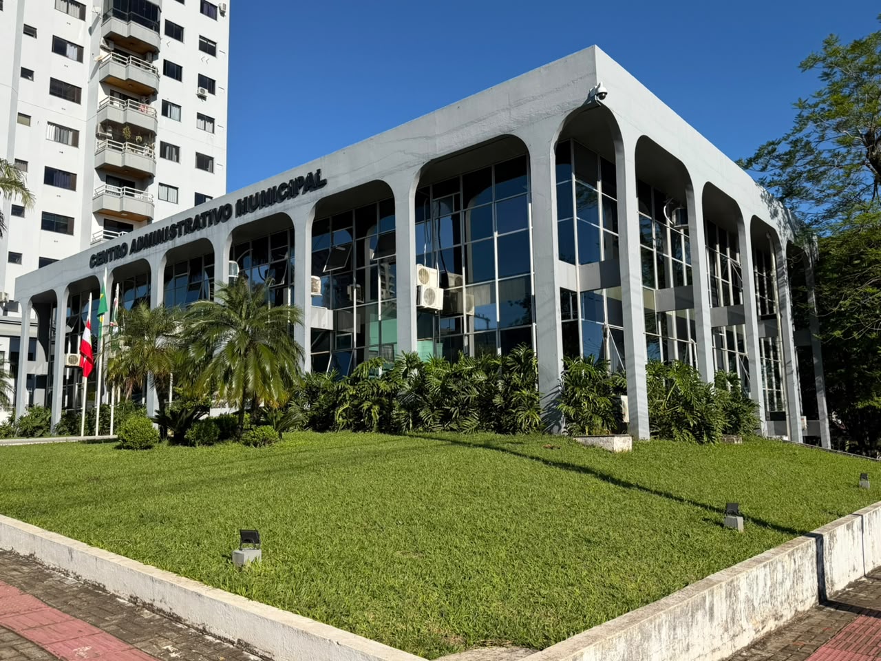 Prefeitura de Pinhalzinho abre processo seletivo para cadastro de estagiários