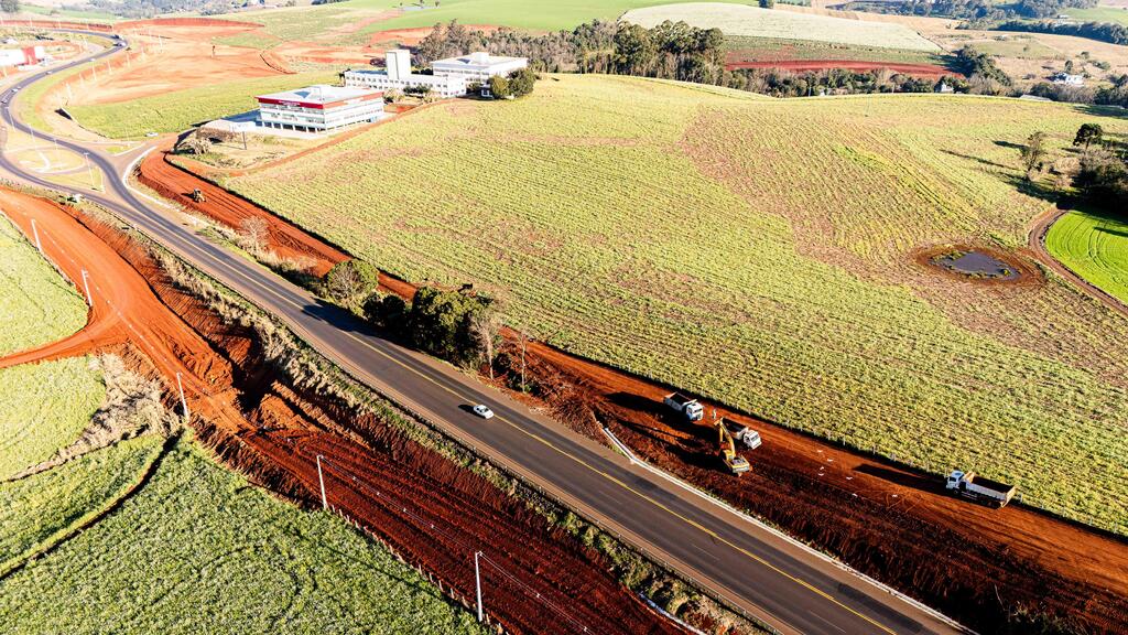 Obras nas perimetrais da BR-282 seguem a todo vapor