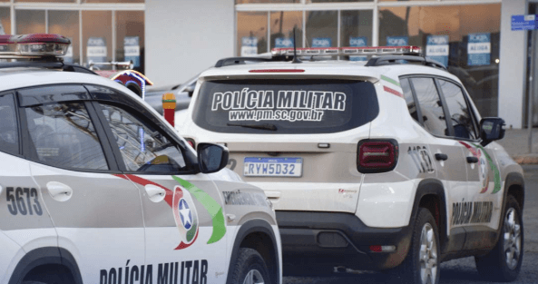 Discussão entre mulheres termina em "pedrada"