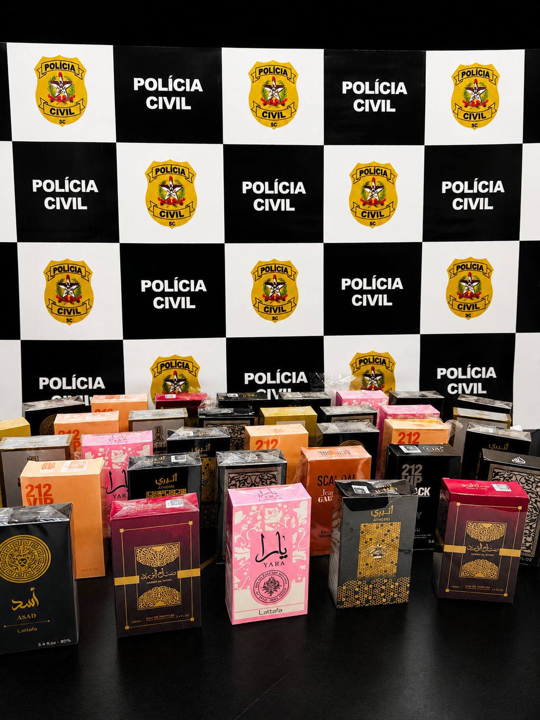 33 frascos de perfumes com suspeita de irregularidade são apreendidos em Chapecó