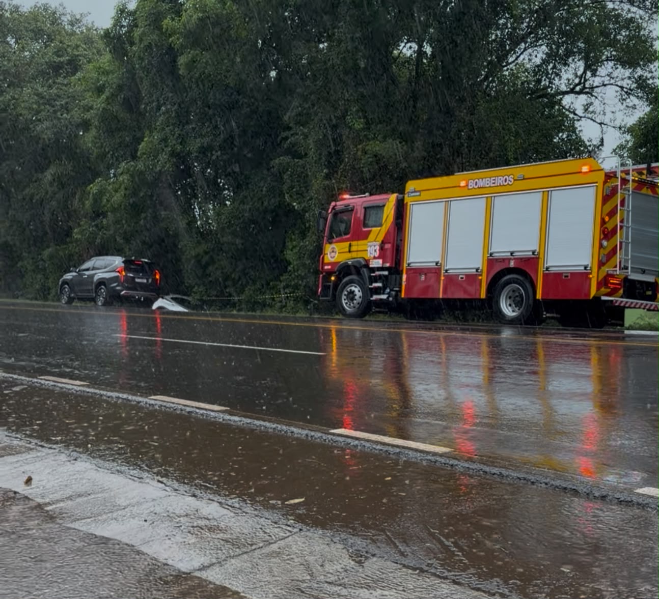 Saída de pista é registrada na BR-282 em Nova Erechim