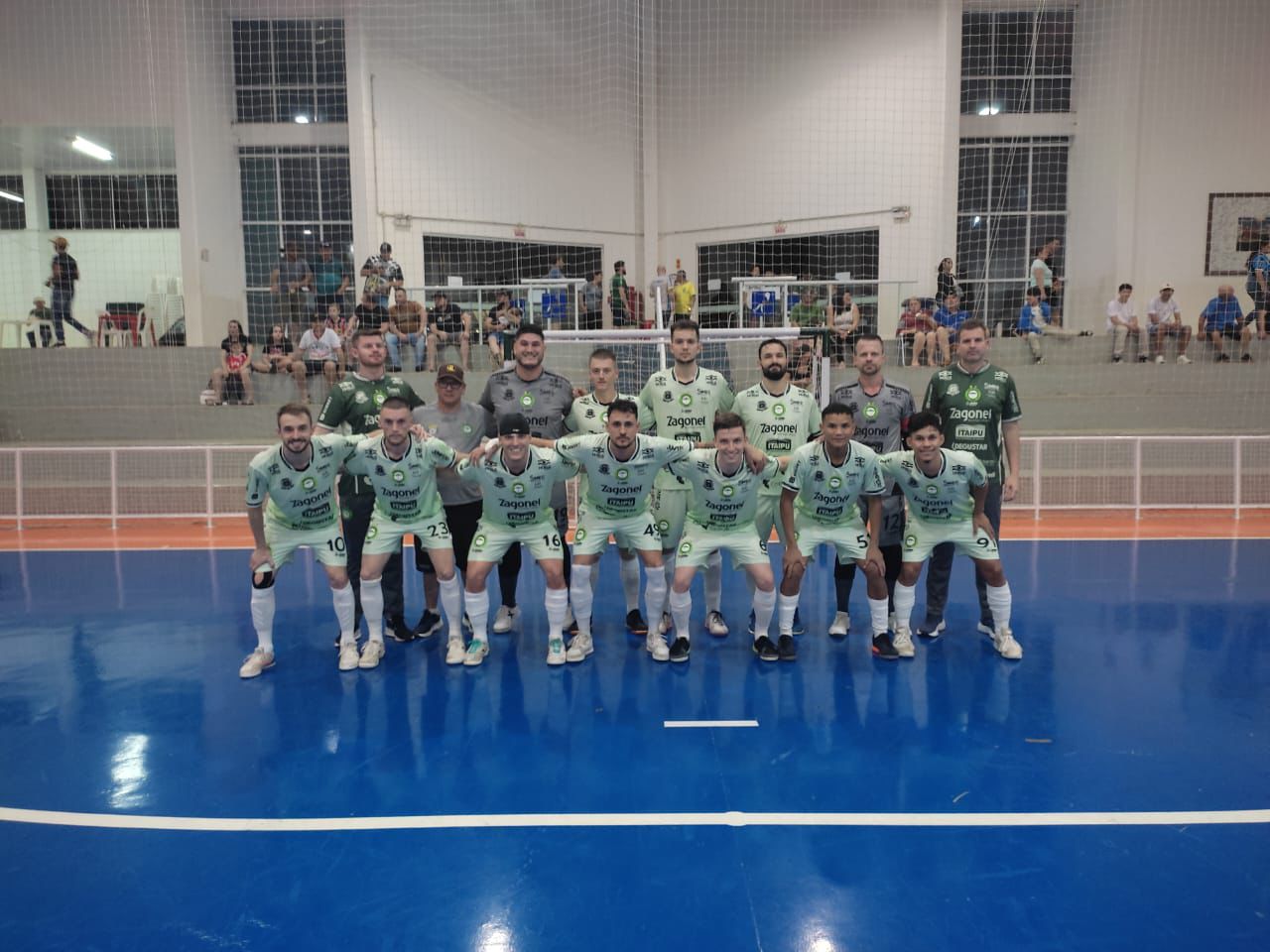 Dois gols em 10 segundos garantem vitória para a Pinhalense Futsal Zagonel