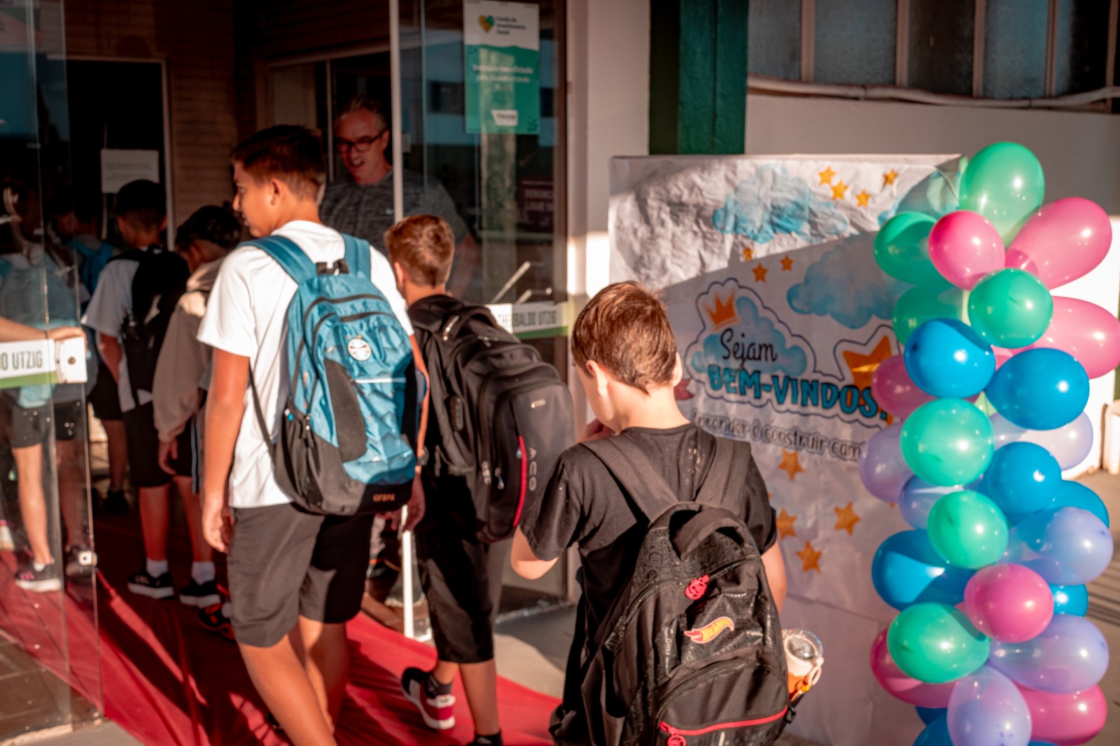 Mais de 3 mil alunos iniciam ano letivo na rede municipal de Pinhalzinho