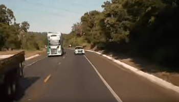 Câmera mostra ultrapassagem arriscada no Oeste