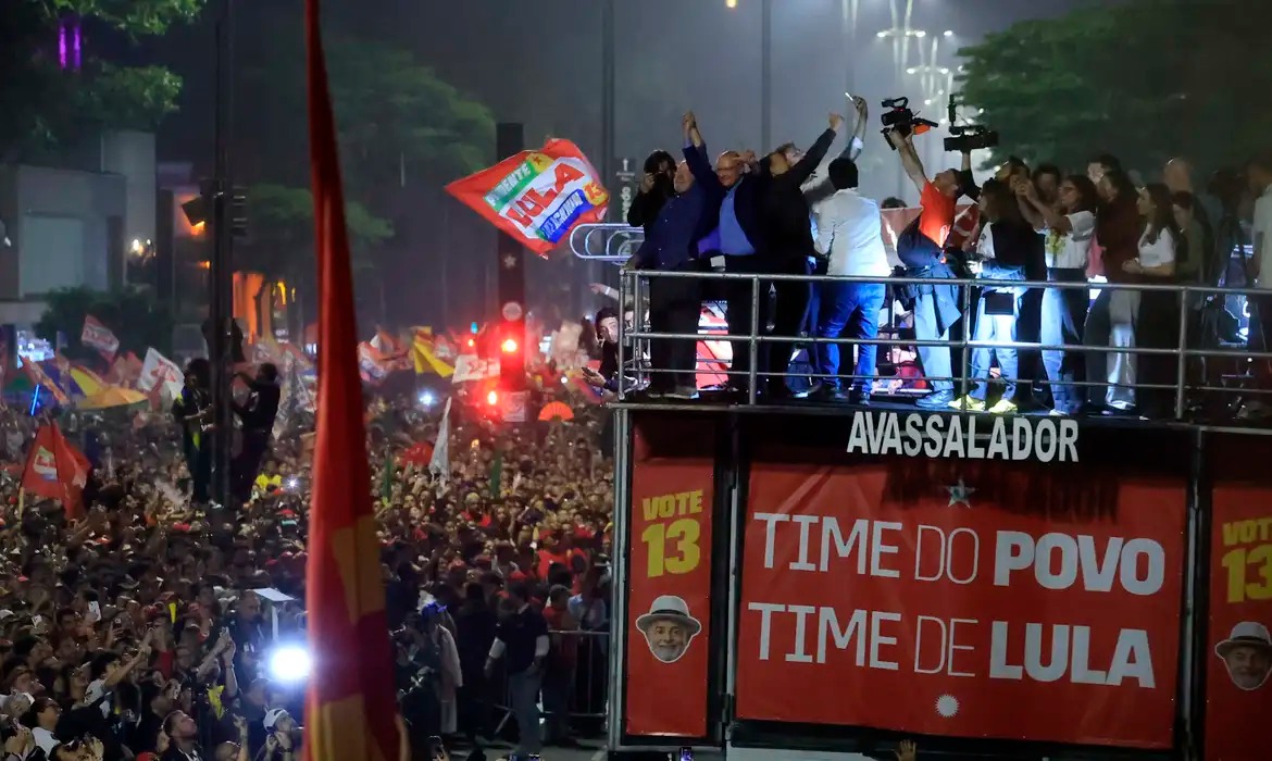 Lula recebe 64,2 milhões de votos e estabelece recorde de votação presidencial no Brasil