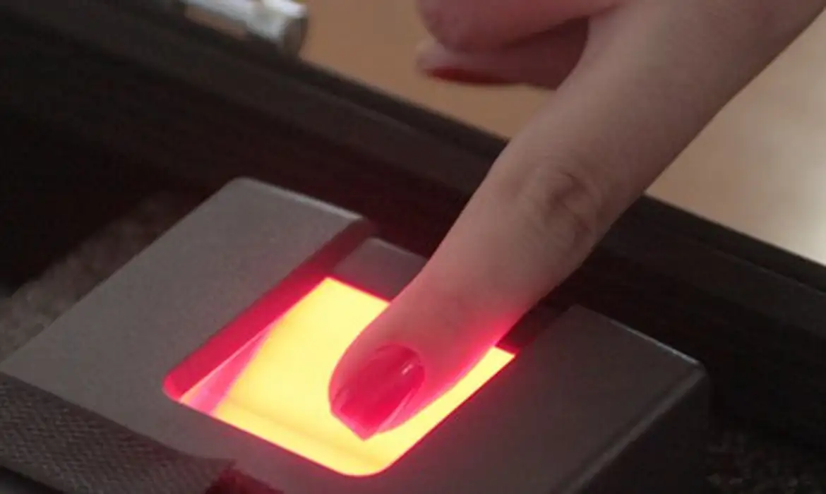 INSS endurece regras e passa a exigir biometria para concessão de benefícios