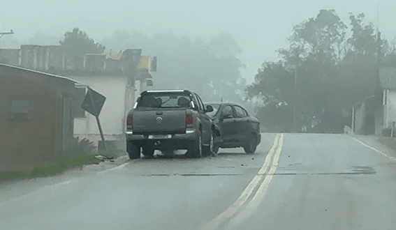 Vídeo mostra Amarok em "zigue-zague" antes de acidente acontecer