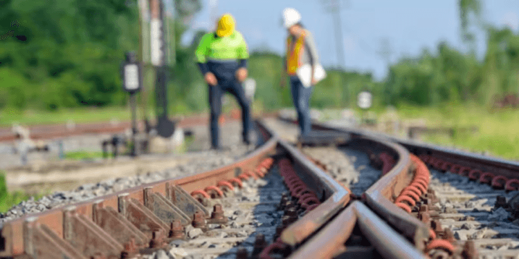 Governo busca atrair investidores para pacote de oito ferrovias