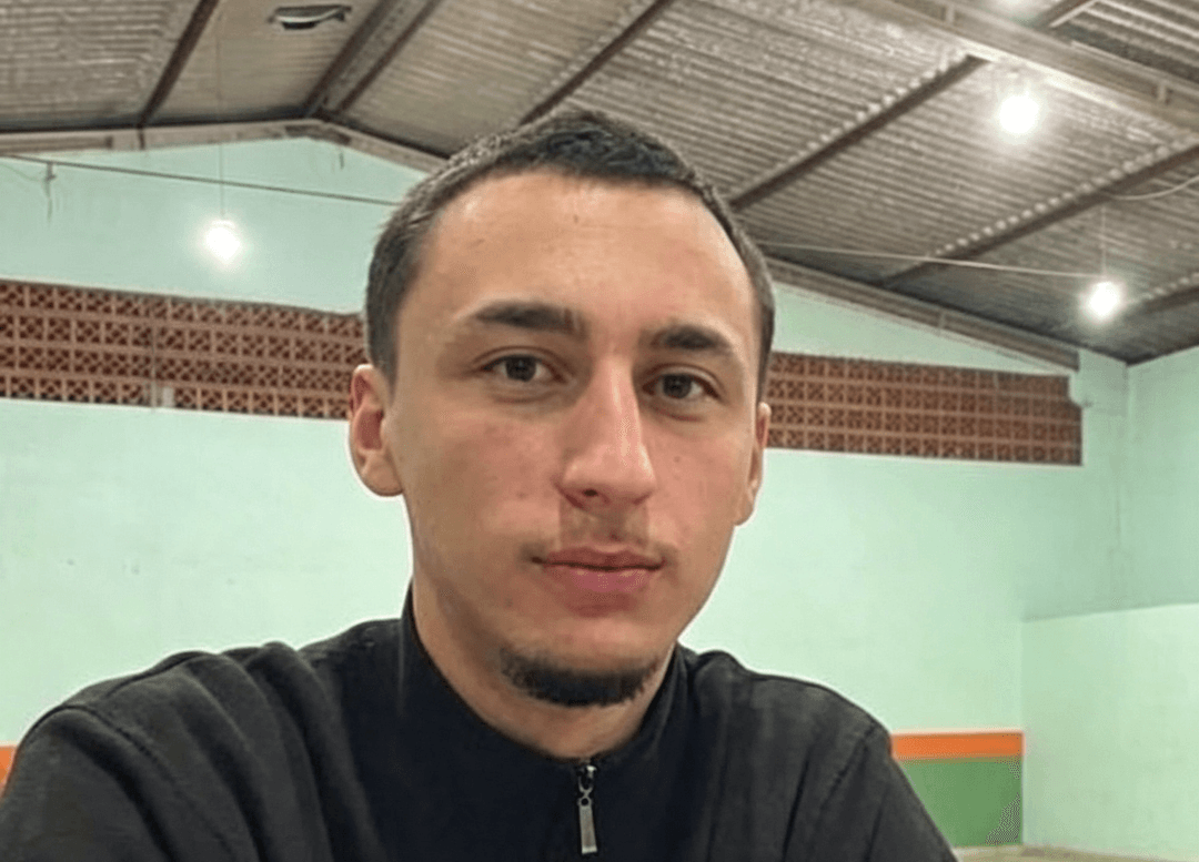 Mãe encontra filho que desapareceu ao sair de moto