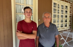 Morador perde esposa e filha para mesma doença e cria filho adotivo