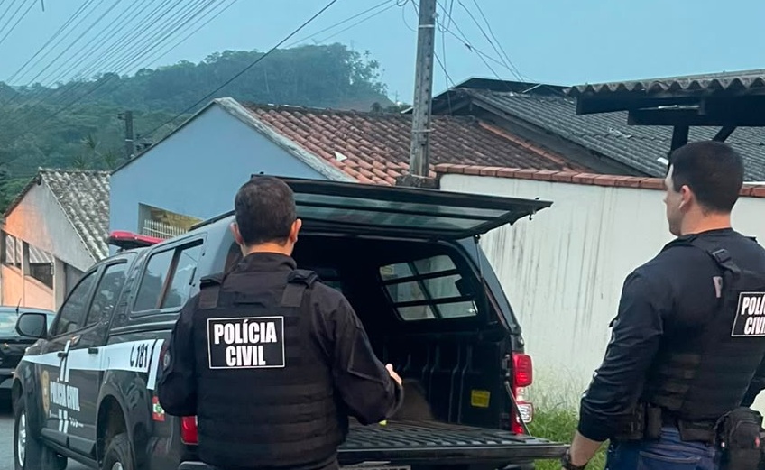 Irati: Polícia faz buscas e investiga suspeitas em licitações