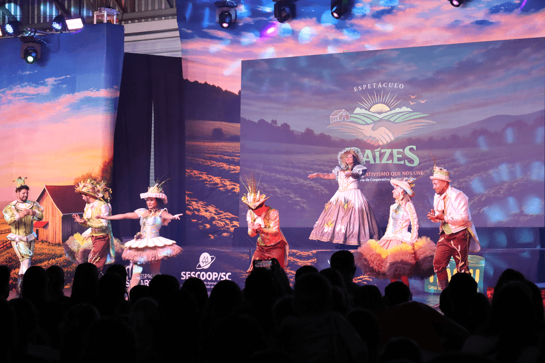 Cooper Itaipu comemora 57 anos com espetáculo especial