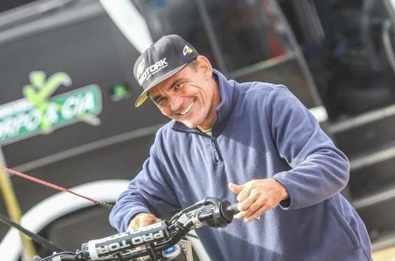 Acidente mata multicampeão do motocross