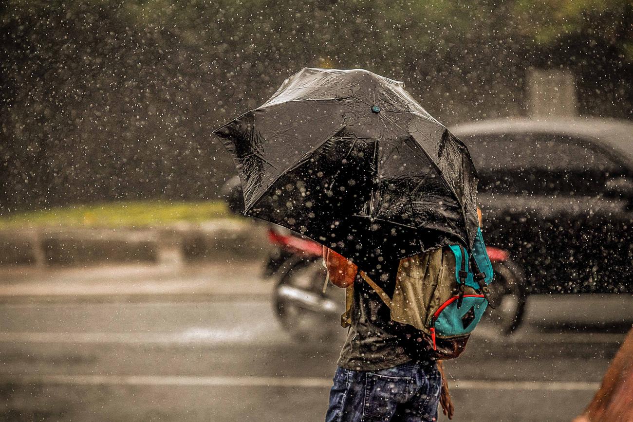 Novo ciclone extratropical coloca Santa Catarina em alerta para chuva intensa e ventos fortes