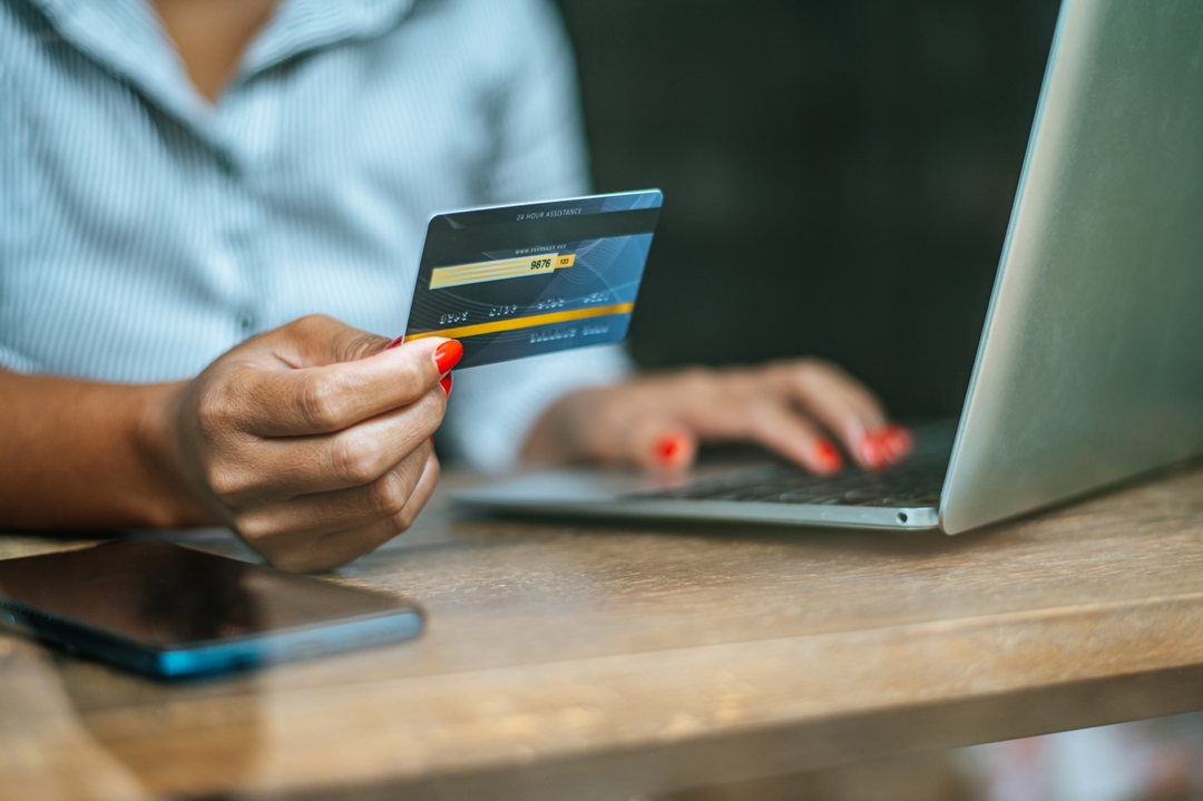 FIESC critica fim de imposto sobre compras internacionais de até US$50