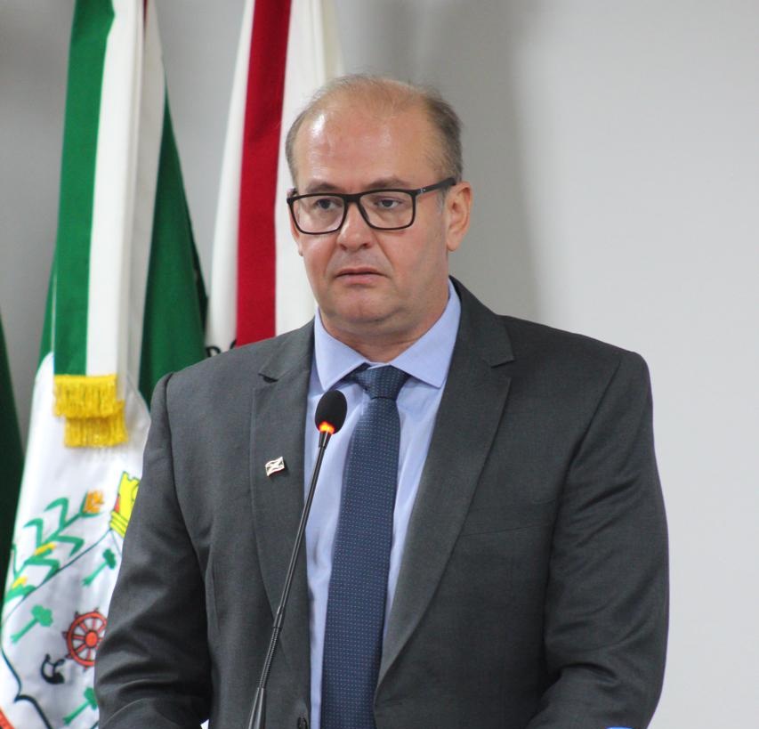 Prefeito participa da abertura do ano legislativo e detalha prioridades da gestão