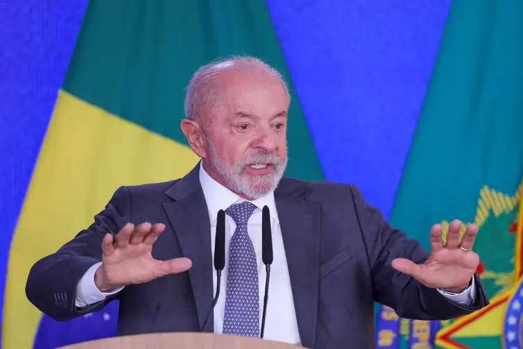Nota fiscal, dívidas e faturamento: governo anuncia pacote para os MEIs