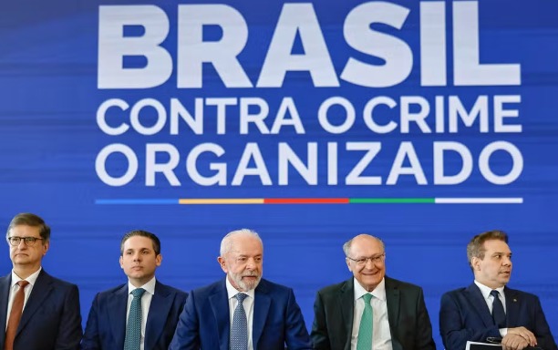 Lula condiciona criação do Ministério da Segurança à aprovação da PEC no Senado