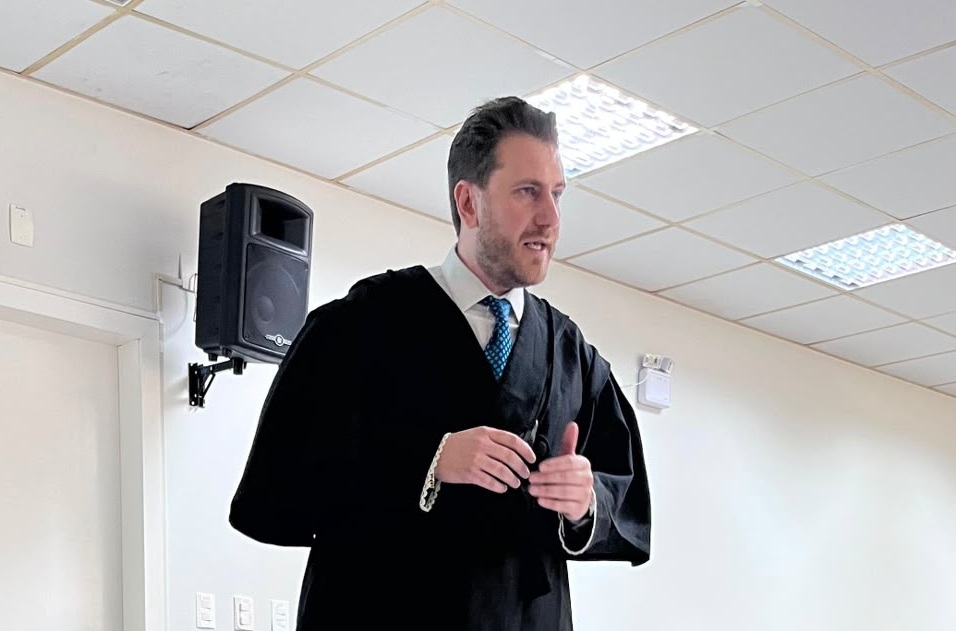 Advogado comenta absolvição de réu acusado de homicídio no Oeste
