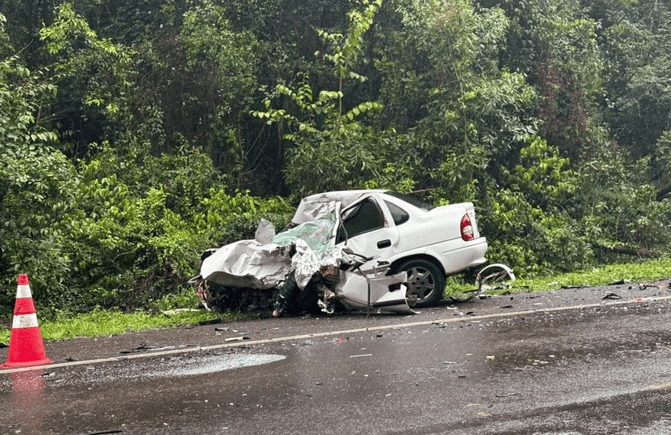 Mãe morre ao lado das filhas no Rio Grande do Sul