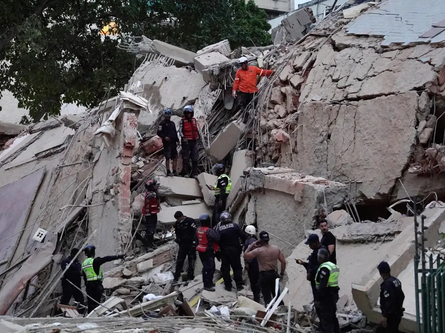 Terremotos deixam 32 mortos, mais de 700 feridos e milhares de afetados na Venezuela