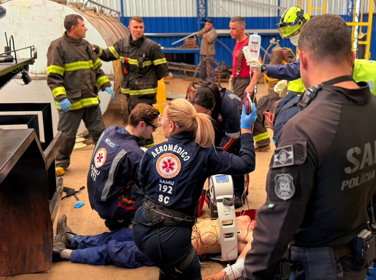 Trabalhador sobrevive em explosão graças a transfusão de sangue no local