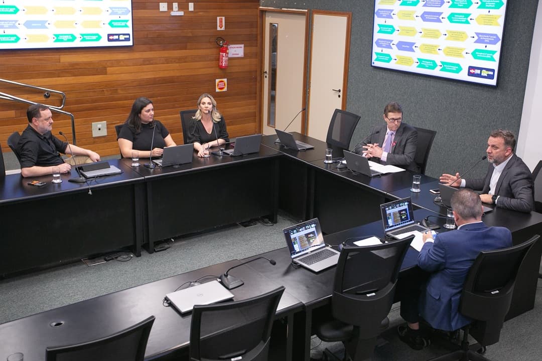 Secretário explica mudanças no programa Estrada Boa Rural em comissão da Alesc