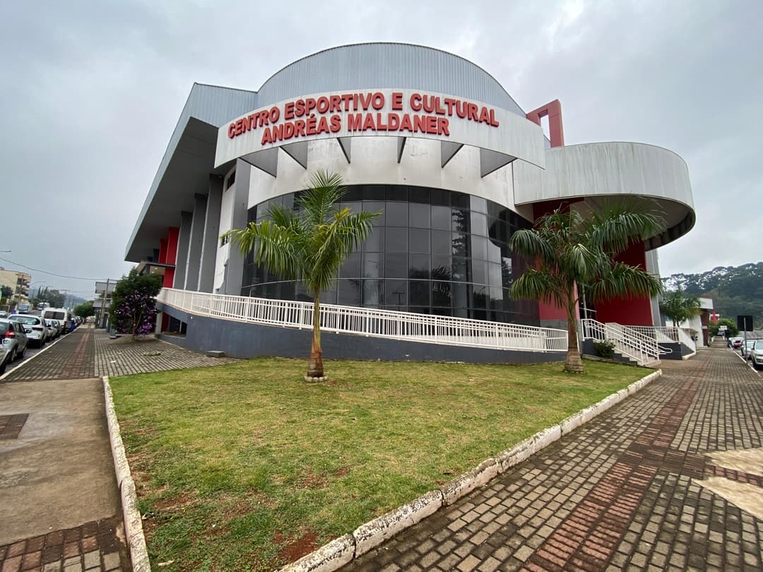 Competição será disputada no Centro de Eventos do município (Foto: Felipe Eduardo Zamboni)