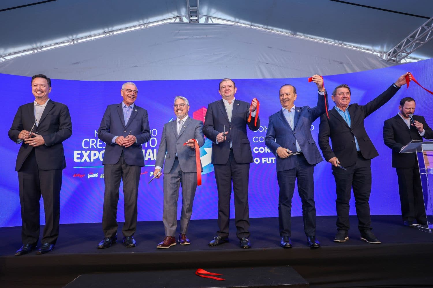 Jorginho Mello participa da inauguração da expansão de empresa no Oeste catarinense 