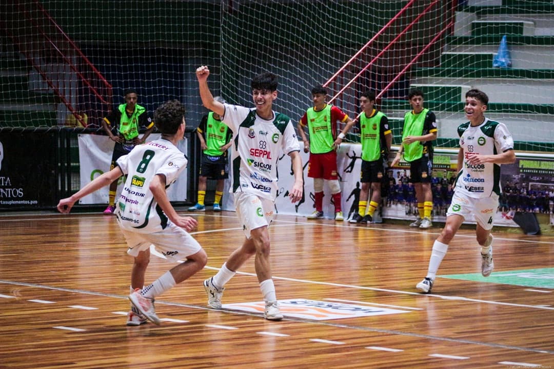 Pinhalense Futsal estreia na Liga Catarinense Sub-17 em jogo contra Palmitos
