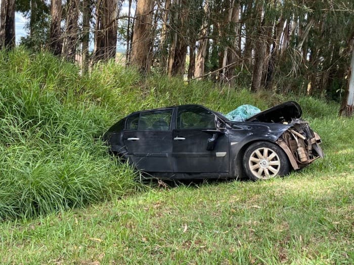 Carro de Pinhalzinho se envolve em grave acidente em Passo Fundo (Foto: Rádio Planalto)