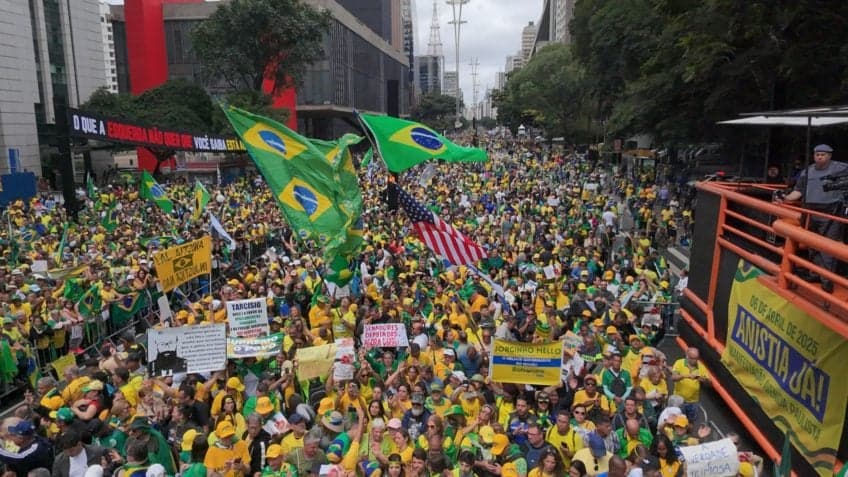 Apoiadores de Bolsonaro se reuniram na Avenida Paulista (Foto: Poder 360)