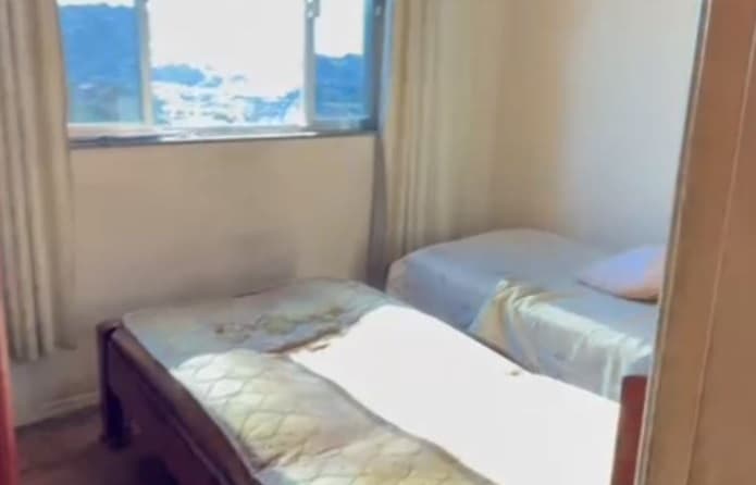 Local onde morador estava deitado em decomposição (Foto: Polícia Civil)