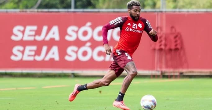 Inter vende Wesley ao Al-Rayyan por 10 milhões de euros