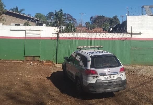 PM levou envolvido a cadeia (Foto: Divulgação)