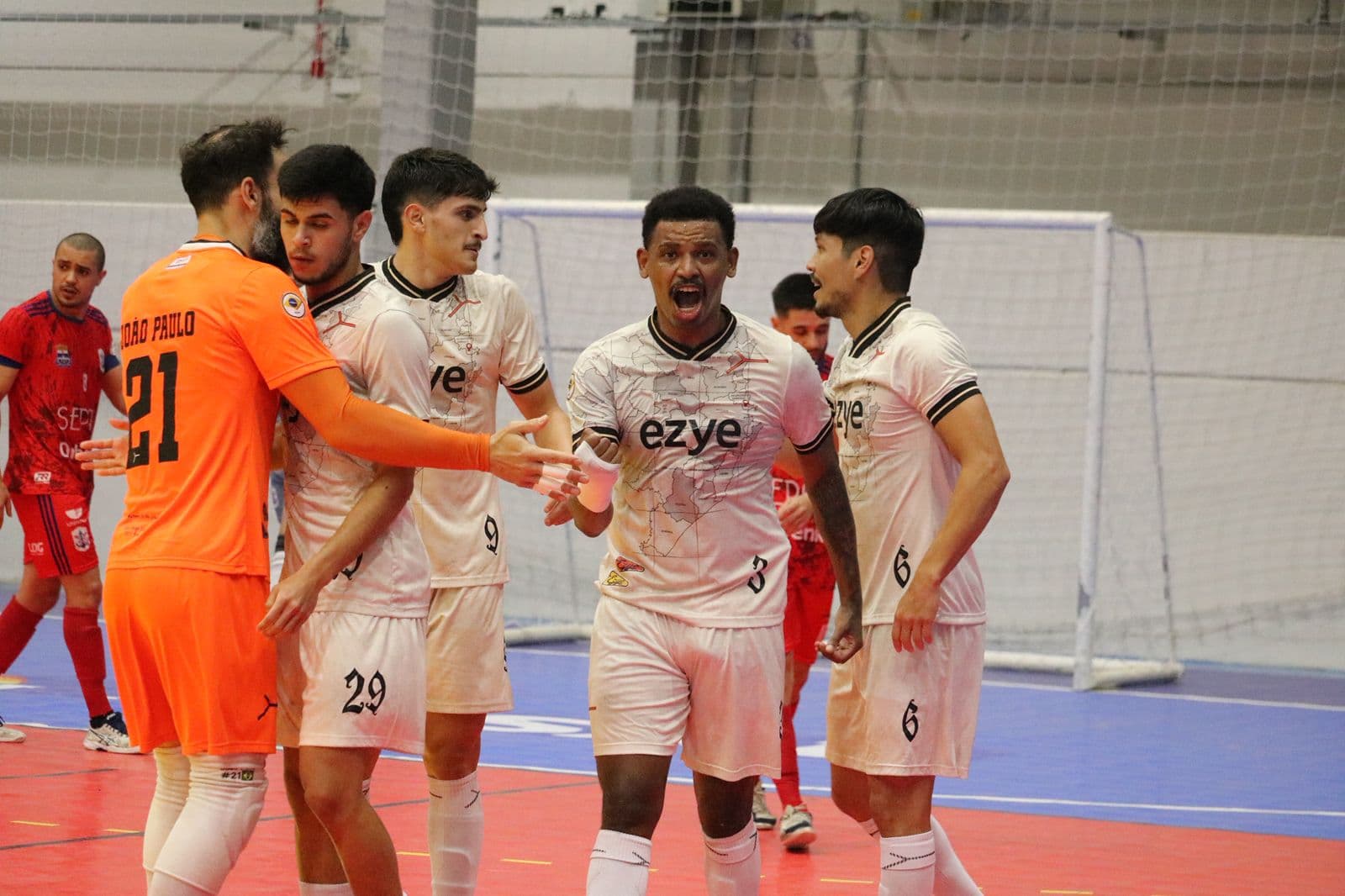 Yeesco Futsal surpreende e comunica encerramento das atividades