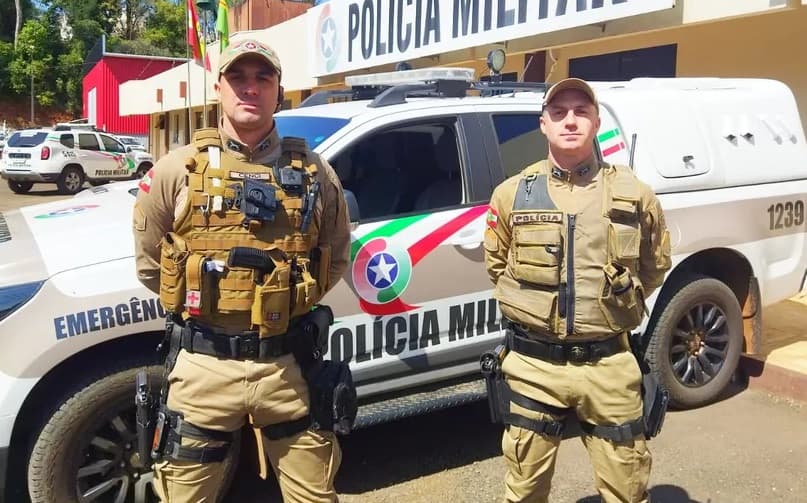 PMs devolveram pertences ao dono (Foto: Arquivo pessoal)