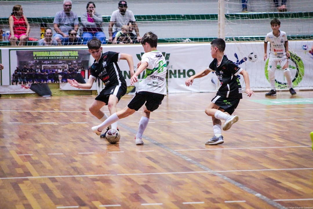 Campeonato Municipal de Futsal de Base reunirá mais de 400 atletas em Pinhalzinho