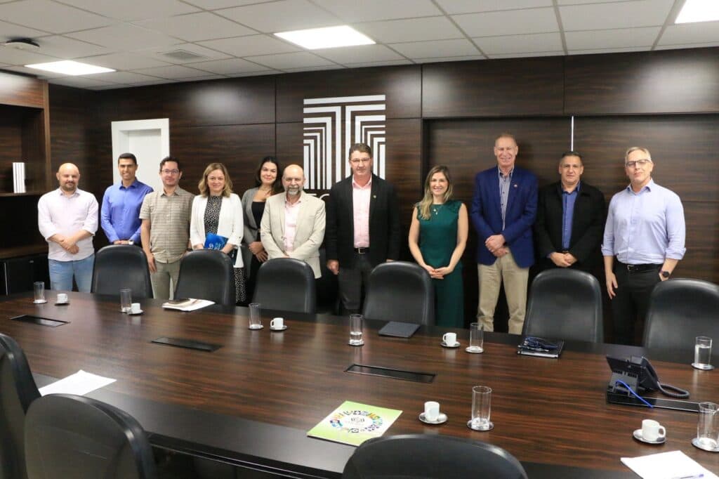 Reunião no Tribunal de Contas aborda pautas importantes para os municípios